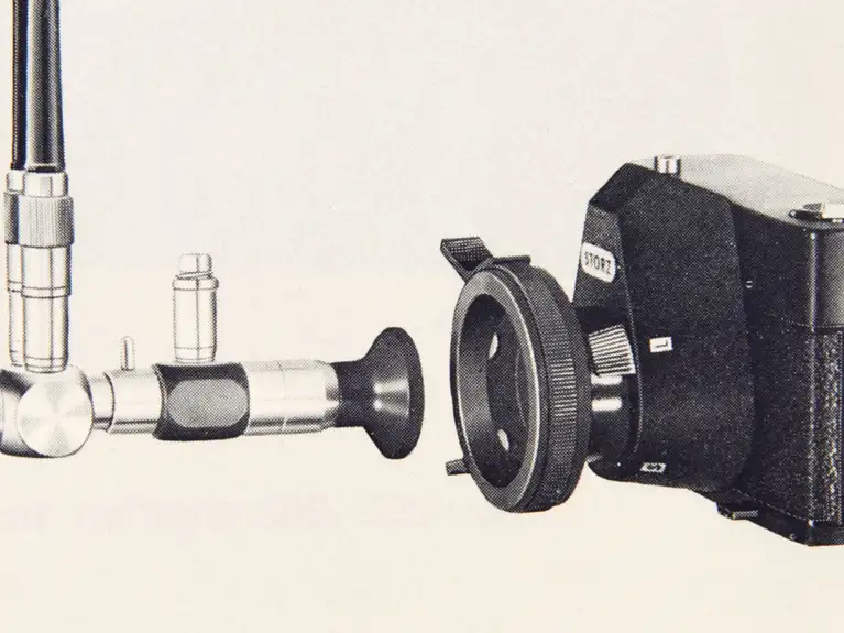 KARL STORZ develops its own small and easy-to-handle endocamera with associated electronic flash.