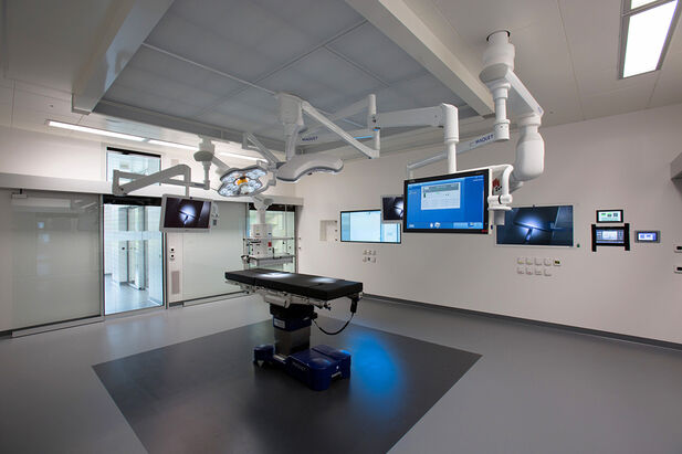 Digital Hospital 4.0 – state-of-the-art operating rooms for process optimization at hospitals